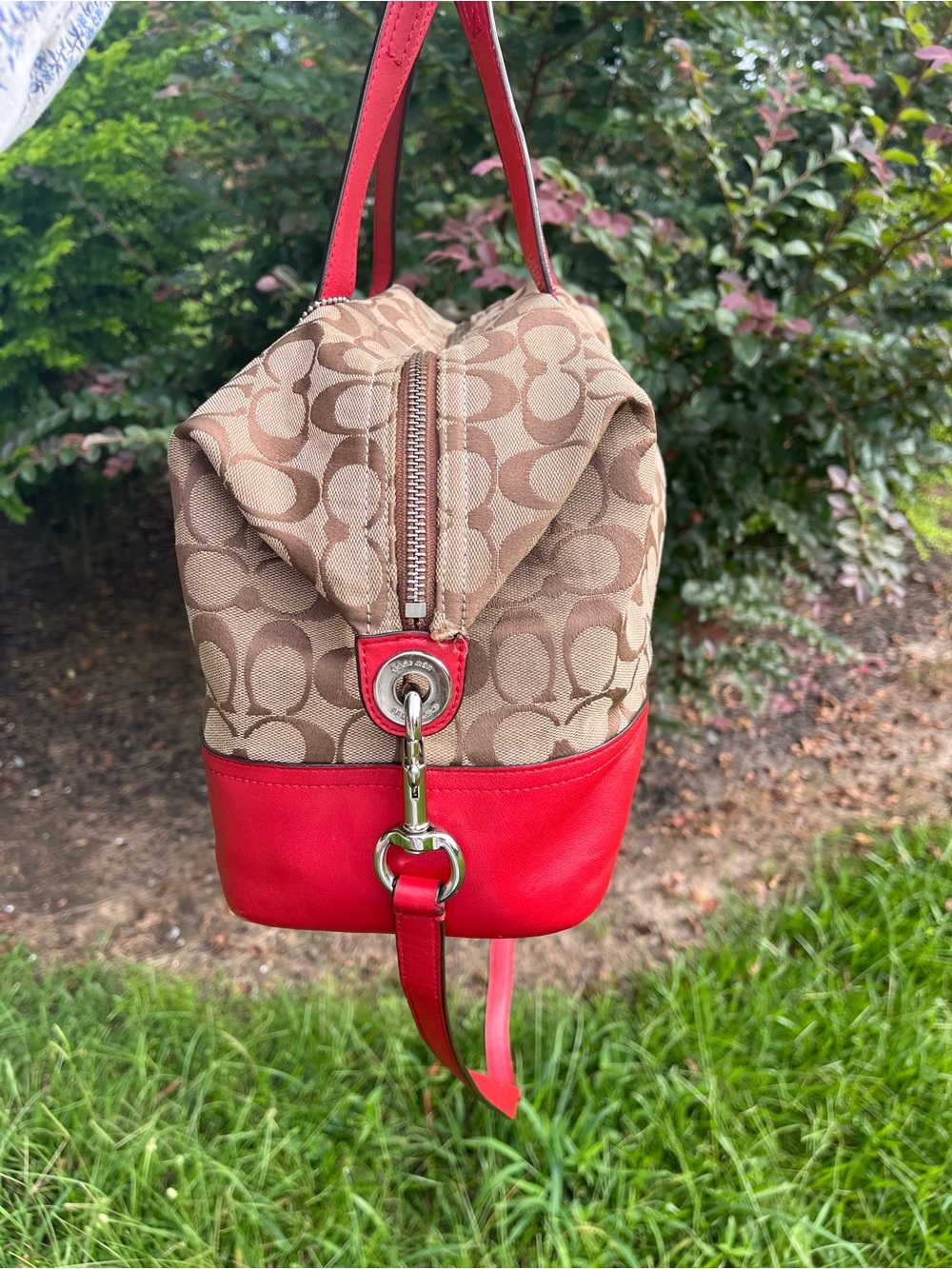 Coach Beige Signature Canvas and Red Leather Drawstring Shoulder Bag
